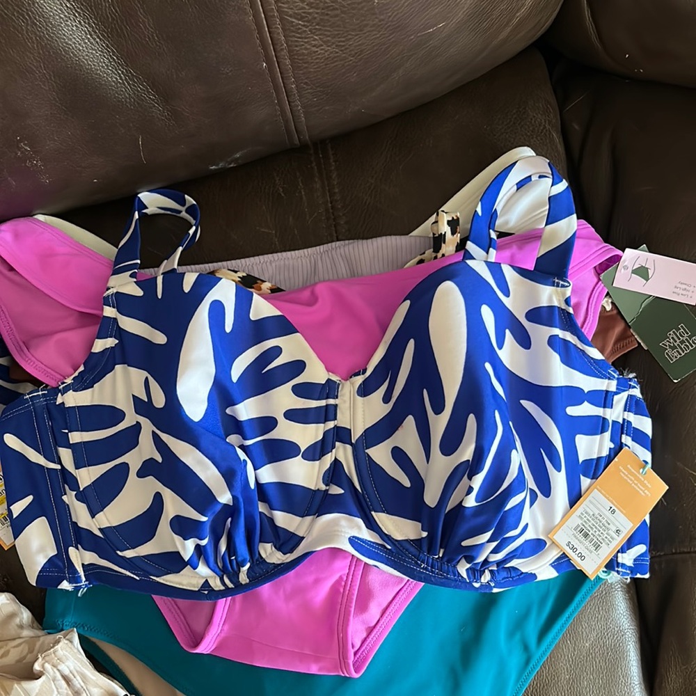 Women’s Bikini Top Size 18 Kona Sol